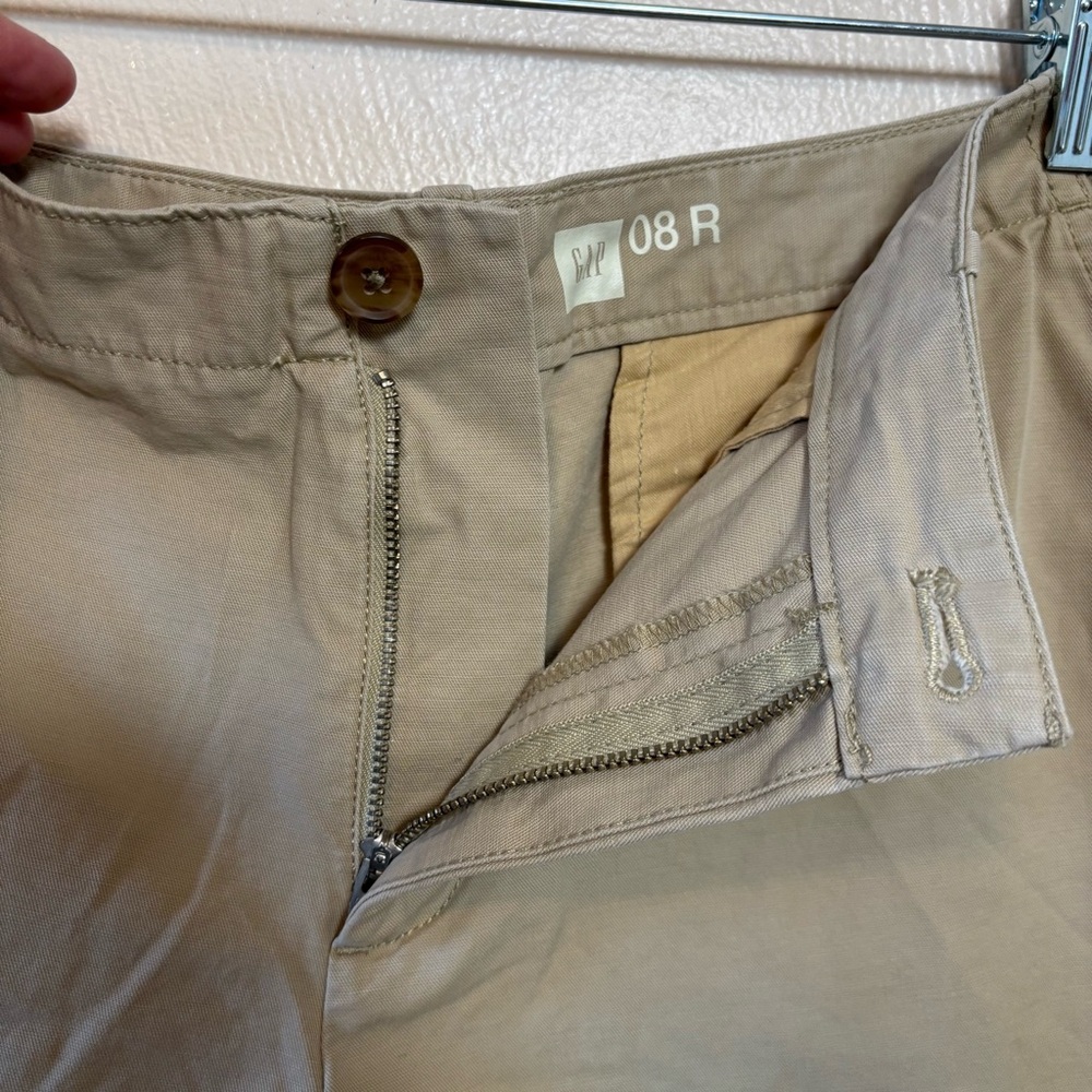 Gap Womens Shorts Chino Khaki 100% Cotton Pockets Short Tan Size 8R - Picture 2 of 7